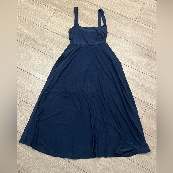 Beyond Yoga Featherweight At The Ready Square Neck Midi Dress- Nocturnal Navy - - Picture 4 of 5